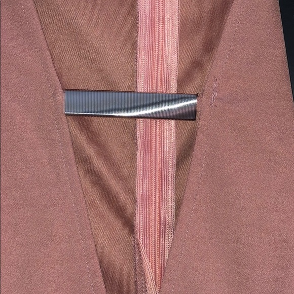 Blush colored mini dress - Picture 2 of 4